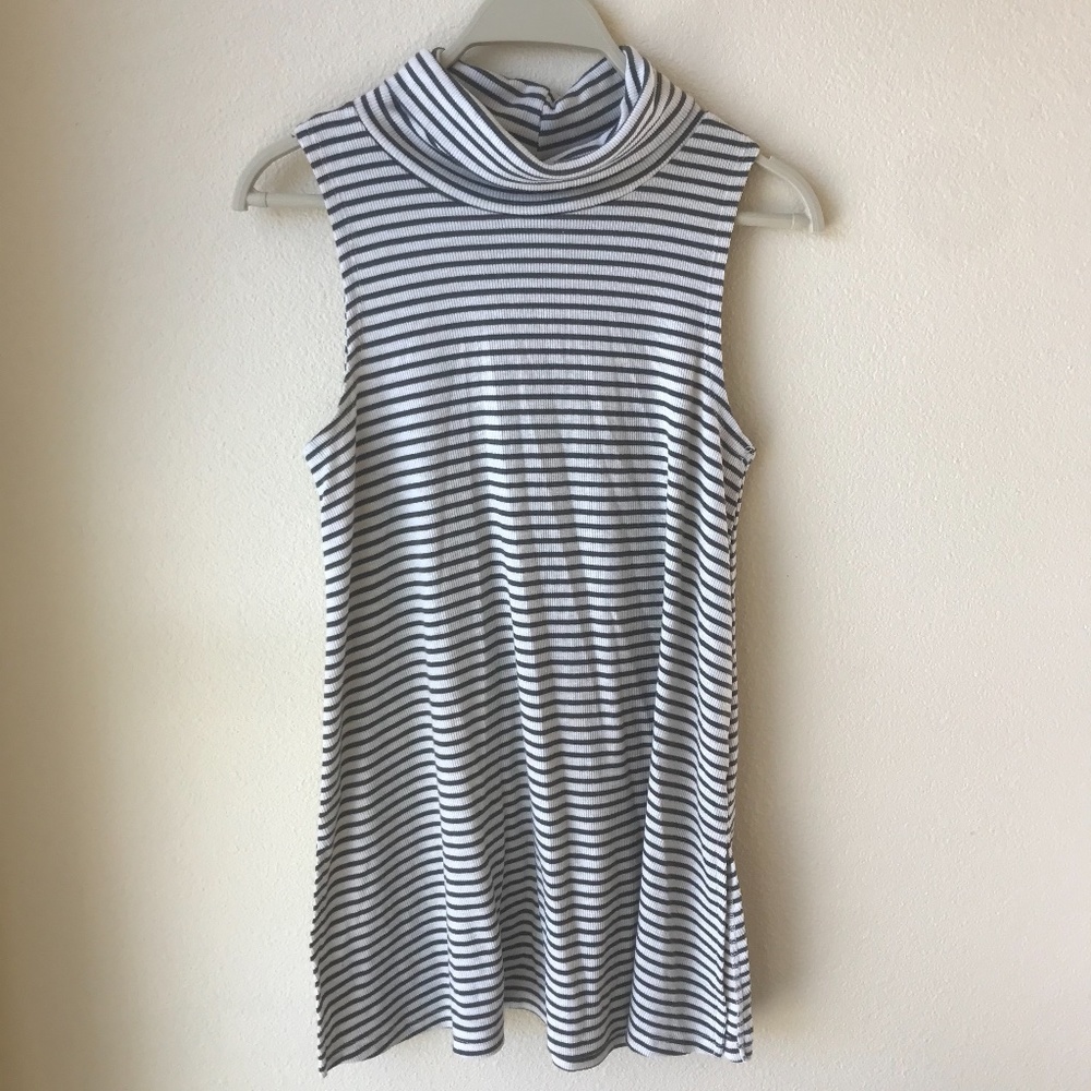 Cream & Green Cotton Turtle Neck Top